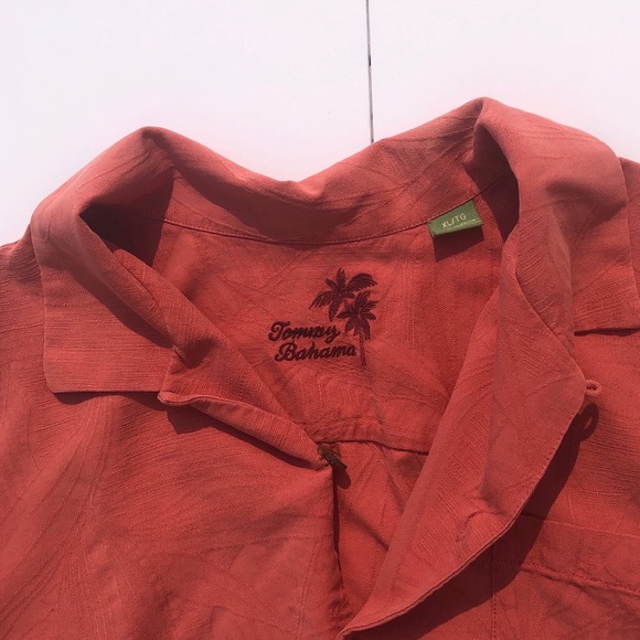 VINTAGE TOMMY BAHAMA SHIRT - Picture 2 of 3